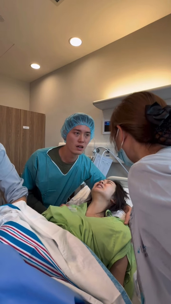 麥明詩仔仔1歲生日首曝順產片段極震撼！IG公開餵人奶真實畫面母愛滿瀉