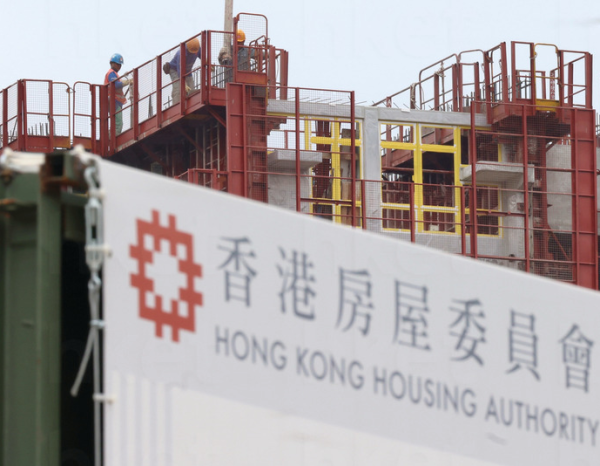 官員稱200萬買樓上車唔難?議員批公屋限額離地「幫人向下流」:逼人唔做嘢