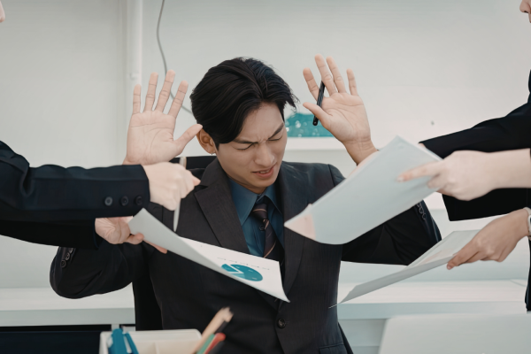 今年3月特別長捱極未完?打工仔哀號陷「時間黑洞」 揭3大崩潰真相