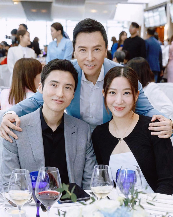 玩具大王新抱汪圓圓低調多年激罕露面！三年抱三40歲防腐級美貌狀態驚人