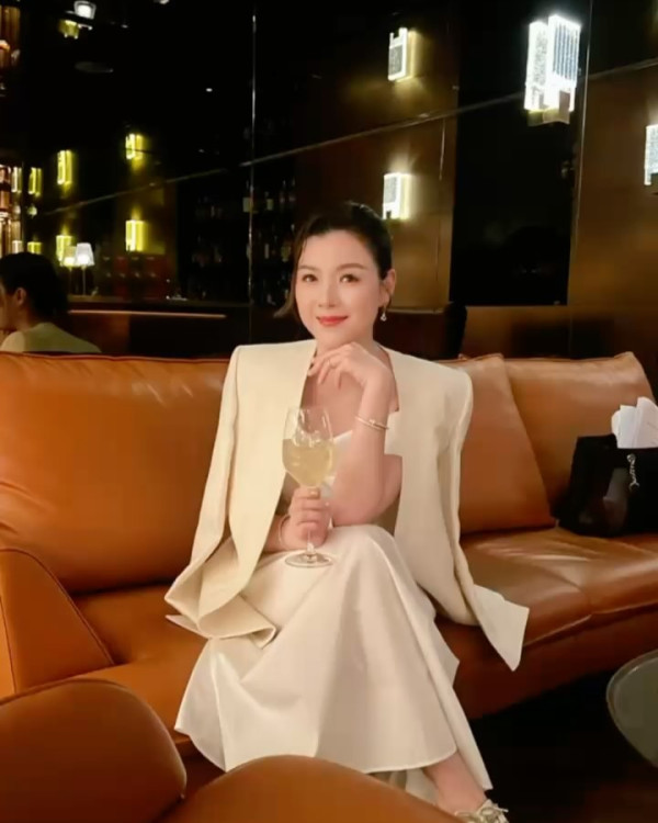 視帝嫂獲豪門闊太慶生成功躋身上流！超強人脈名媛交友圈位位來頭猛料