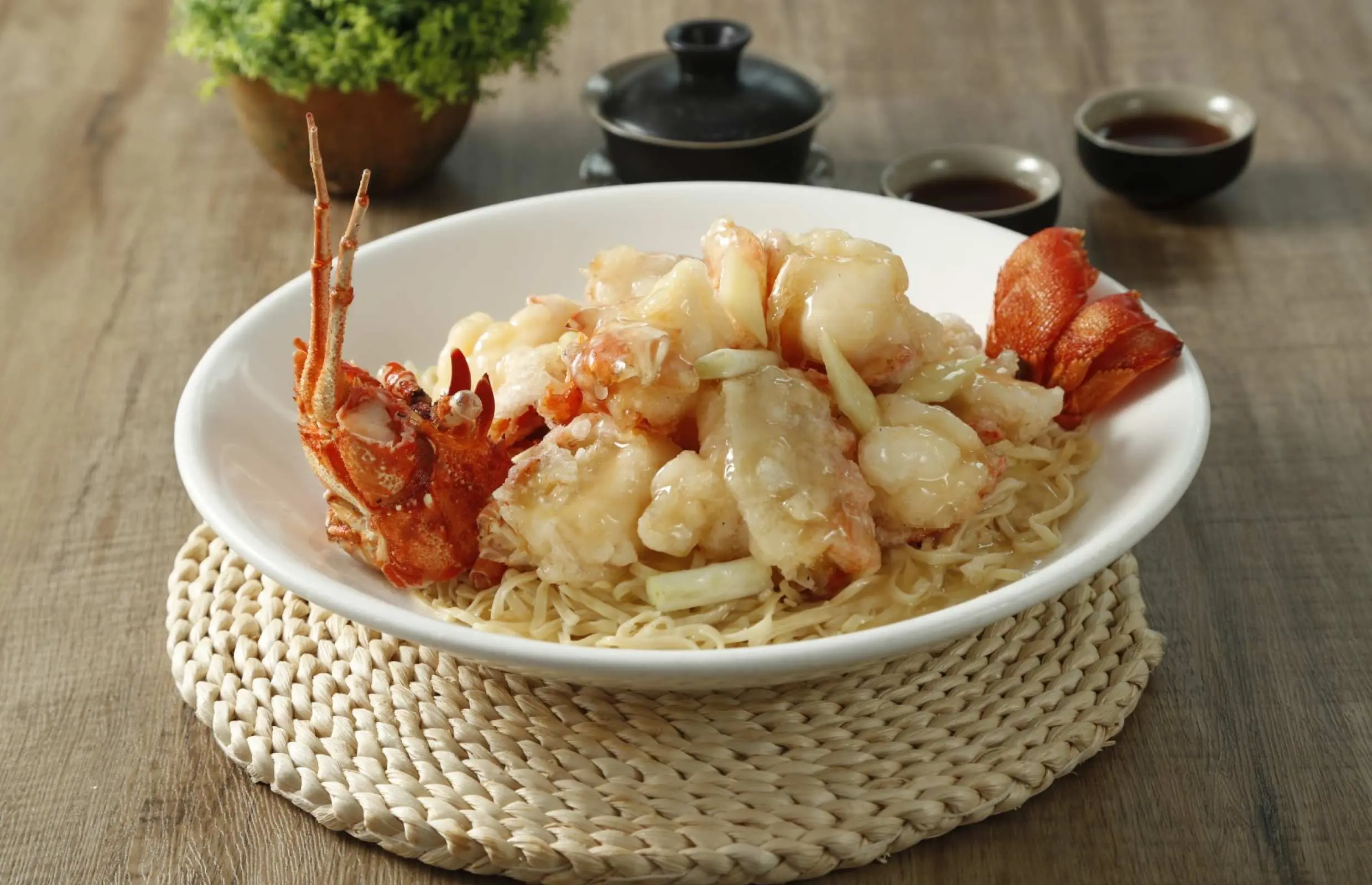 兩大連鎖酒樓$133快閃抵食優惠！片皮鴨兩食／脆皮燒雞＋芝士海蝦烏冬／小菜套餐$66.5份 (1招搶購優惠)