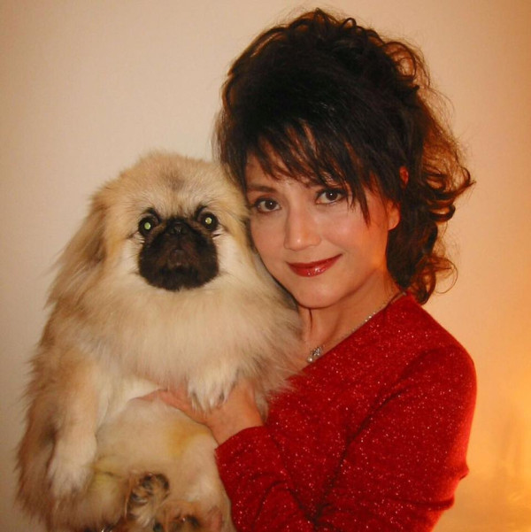 李家鼎前妻施明離世享年74歲 傳因肺炎搶救無效 兒子李泳漢悲痛證實噩耗