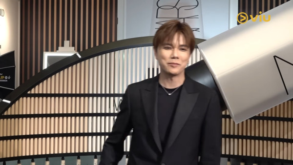 張敬軒韓國遇驚險意外險奪命 現場畫面曝光巨型棚架壓毀座駕