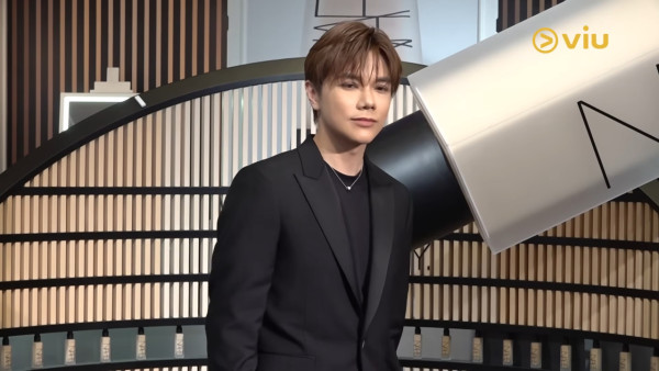 張敬軒韓國遇驚險意外險奪命 現場畫面曝光巨型棚架壓毀座駕