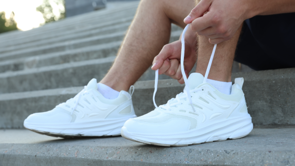 內地女列香港6大怪！嫌細聲講嘢惹眾怒 港人反擊揭真相：冷氣極凍為保命