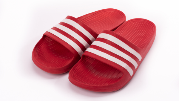 內地女列香港6大怪！嫌細聲講嘢惹眾怒 港人反擊揭真相：冷氣極凍為保命