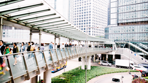 內地女列香港6大怪！嫌細聲講嘢惹眾怒 港人反擊揭真相：冷氣極凍為保命