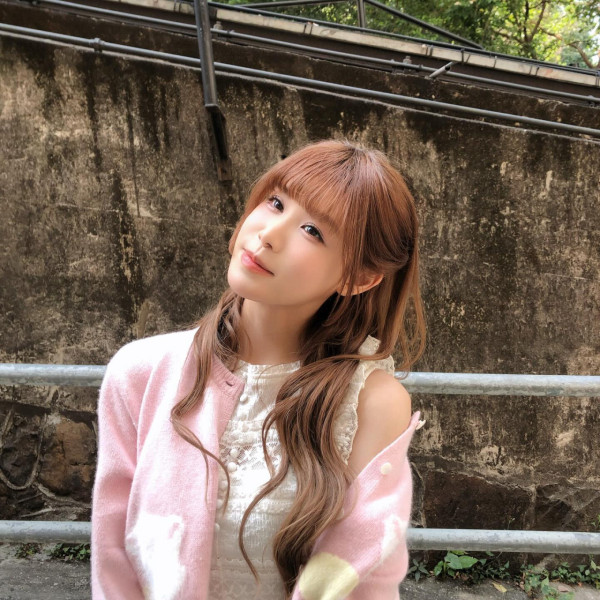 古佩玲最新近照竟然搵唔到鼻哥窿?容貌第N次進化嚇窒網民:我仲搵緊