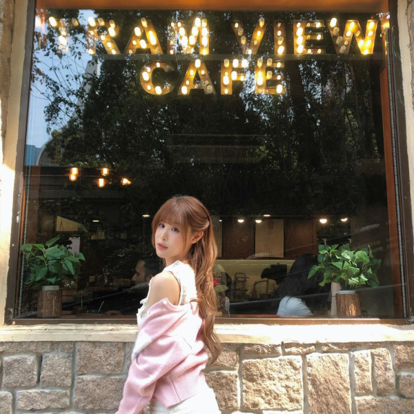 古佩玲最新近照竟然搵唔到鼻哥窿?容貌第N次進化嚇窒網民:我仲搵緊