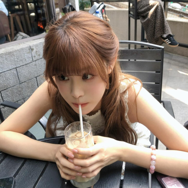 古佩玲最新近照竟然搵唔到鼻哥窿？容貌第N次進化嚇窒網民：我仲搵緊