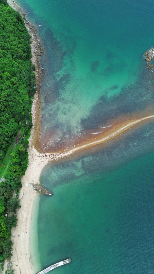 港版天使之路限時浮現！西貢海中沙洲退潮先見到 附交通潮汐表
