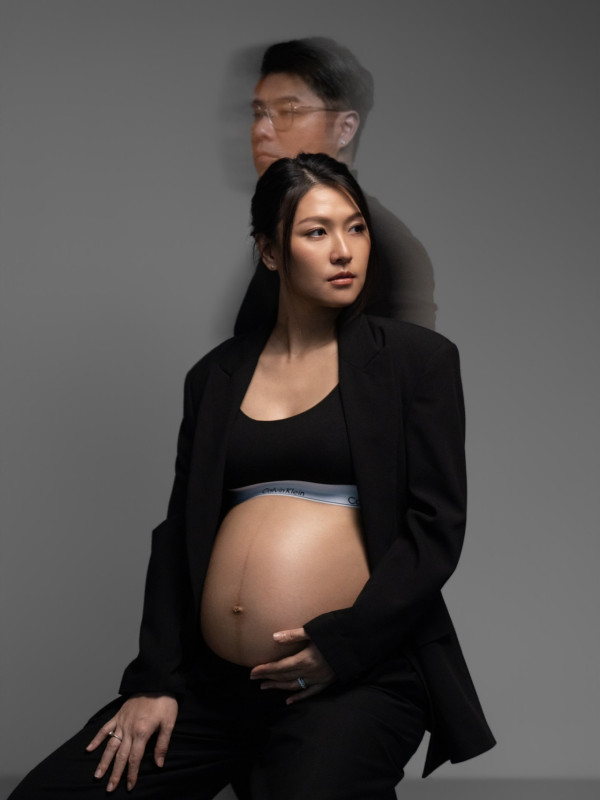 星二代男藝人IG晒老婆大肚相報喜 陀B近8個月臨盤在即：boy or girl？