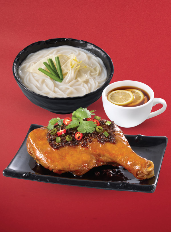 譚仔雲南米線及三哥$28快閃巨型雞髀米線+飲品下午茶 必試去皮蔥油/藤椒口水汁雞髀 加$10歎土匪雞翼