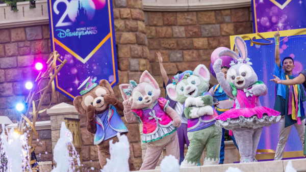 香港迪士尼樂園突發加推半價門票 人均$305起!加$100升級2日票 送煙火Show觀賞專區通行證!