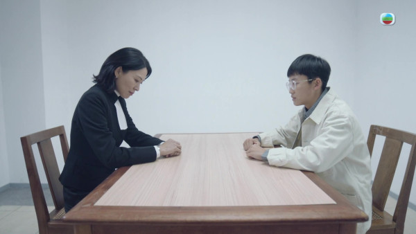 正義女神｜劉倬昕恐怖眼鏡造型其實有原因！監製下令「長期壓聲」反串演男生