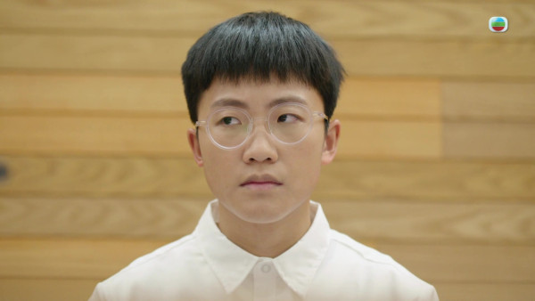 正義女神|劉倬昕恐怖眼鏡造型其實有原因!監製下令「長期壓聲」反串演男生