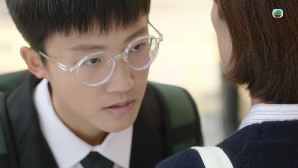 正義女神|劉倬昕恐怖眼鏡造型其實有原因!監製下令「長期壓聲」反串演男生