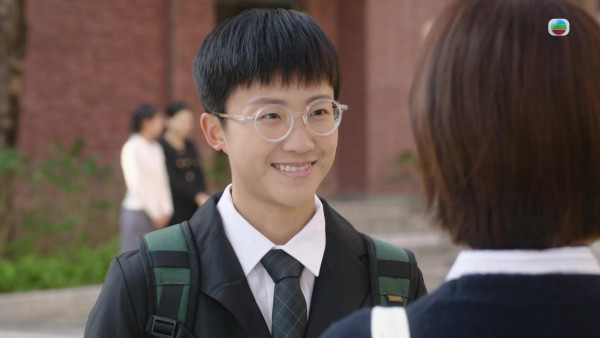 正義女神|劉倬昕恐怖眼鏡造型其實有原因!監製下令「長期壓聲」反串演男生