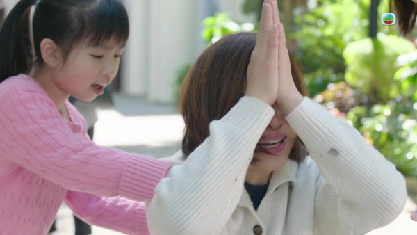 正義女神｜文頌嫻回歸TVB爆發崩潰演技！喪子之母「空洞眼神」真實到戳心