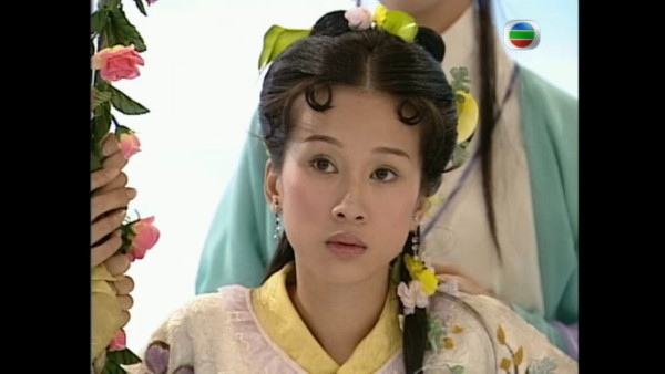 正義女神｜文頌嫻復出拍劇只有一條件 49歲素顏不老顏值震驚觀眾