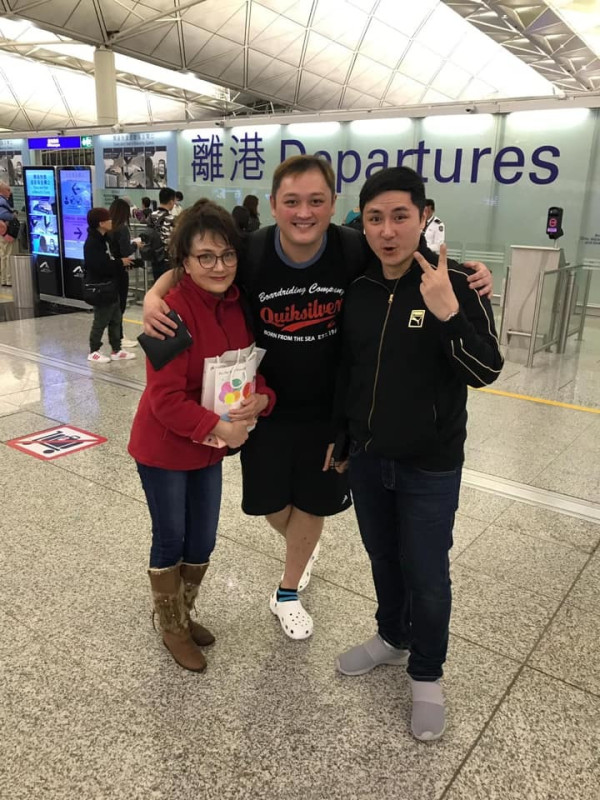 施明逝世｜妹夫鄧梓峰坦言「睇新聞先知」死訊 太太驚聞施明噩耗難以接受