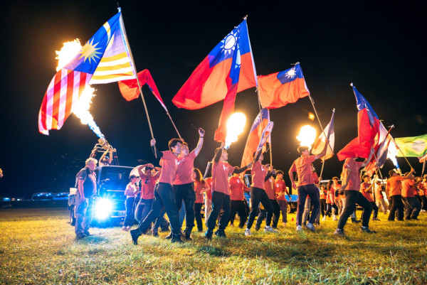 台東必去｜Chiikawa登陸台東熱氣球嘉年華！活動日期、購票攻略、光雕音樂會總整理 