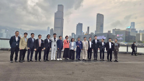 紅磡新海濱分階段開放！打卡巨型「紅磡」大字 270度無敵維港海景