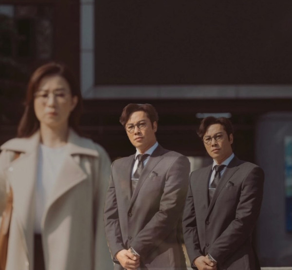 正義女神｜譚耀文久違回巢起底新秀冠軍入行37年！現實中獲封絕世好男人好爸爸