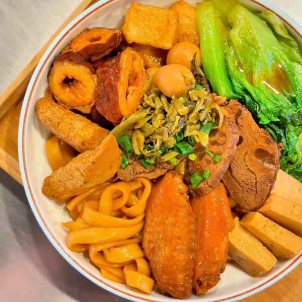 燈籠滷味葵芳店突發結業優惠！免費送台式小食＋飲品／全港僅剩1間分店 (1條件即享優惠)