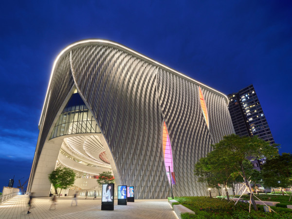 2026落雨避暑好去處！7大免費冷氣秘境 歎室內空中花園無敵海景