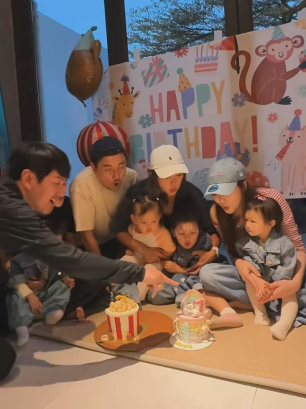 四位星二代BB合體慶祝生日！黃翠如洪永城連詩雅三大家庭聚會畫面難得