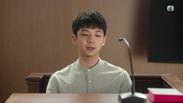 正義女神｜施焯日「漸進式壓抑」演活悲情弟弟 超班演技拍枱怒吼阿佘超有戲