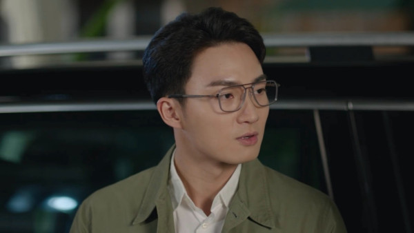 正義女神｜周嘉洛戲路轉型演法官帥出新高度！搣甩「金城安」影子內地爆紅