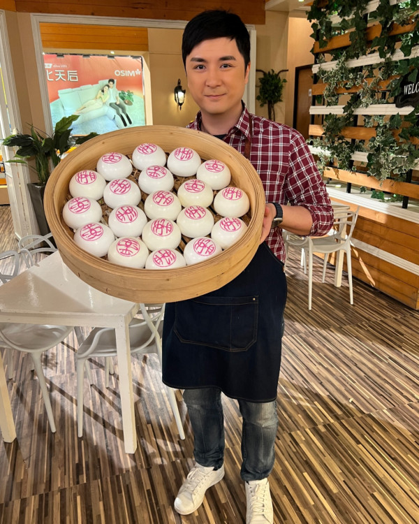 施明逝世｜李泳豪千字長文悼念媽媽離世！淚揭45年母子情：我的命是你救回來的