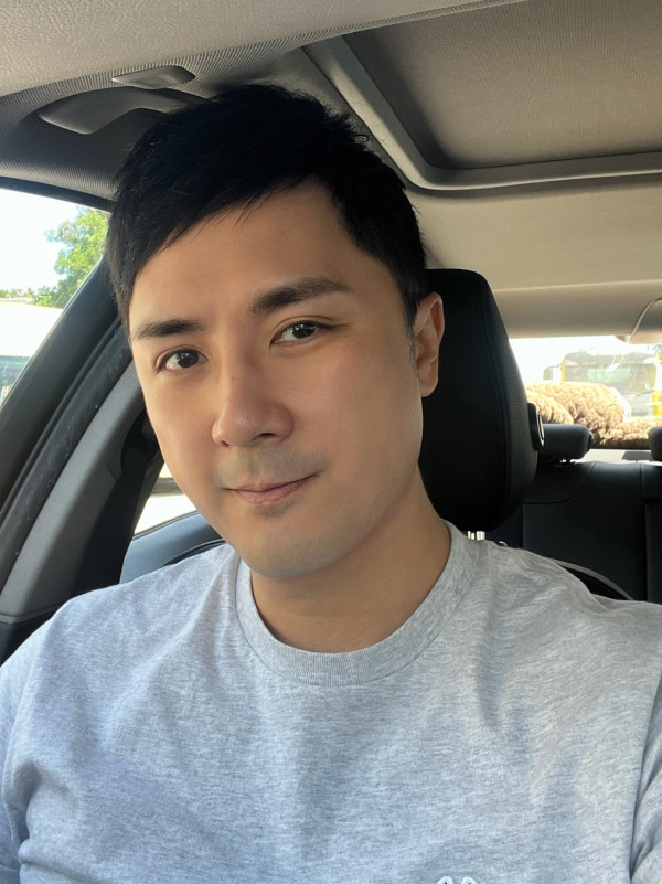 施明逝世｜李泳豪千字長文悼念媽媽離世！淚揭45年母子情：我的命是你救回來的