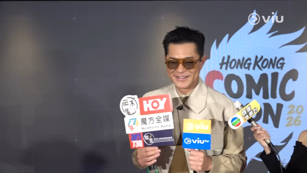 古天樂受訪罕有破功當眾笑到彎低腰 聽到記者講呢「兩個字」即笑到失控20秒