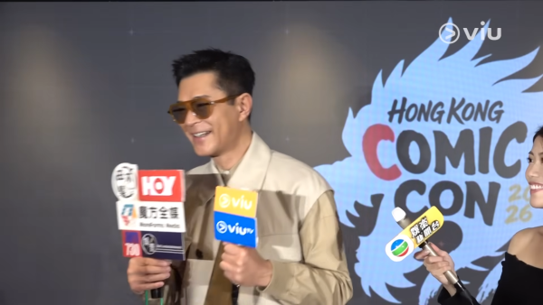 古天樂受訪罕有破功當眾笑到彎低腰 聽到記者講呢「兩個字」即笑到失控20秒