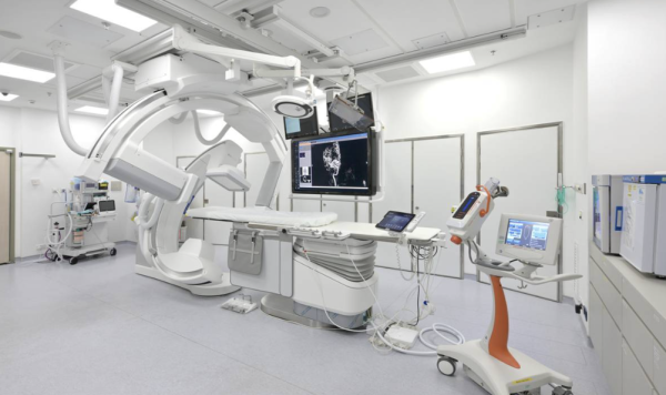 打工仔定心丸！Nvidia黃仁勳預言：「AI 唔會令你失業」 但呢1類人絕對會被取代【傑文斯悖論？】