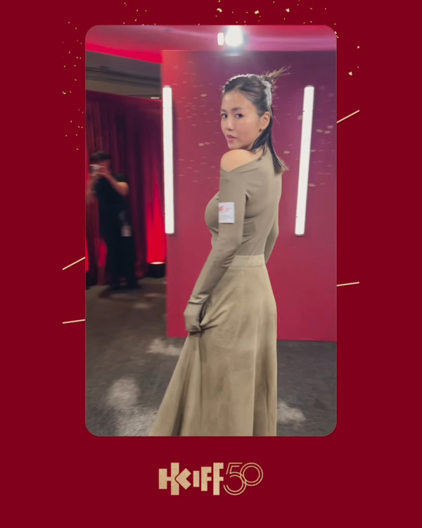 楊偲泳導彈級上圍重見天日震撼全場！超貼身裙360度睇勻S級曲線魔鬼身材