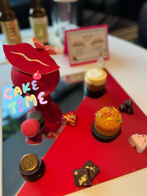 楊采妮激罕返港露面曝真實素顏 51歲狀態震撼網民：老咗但氣質真係無敵