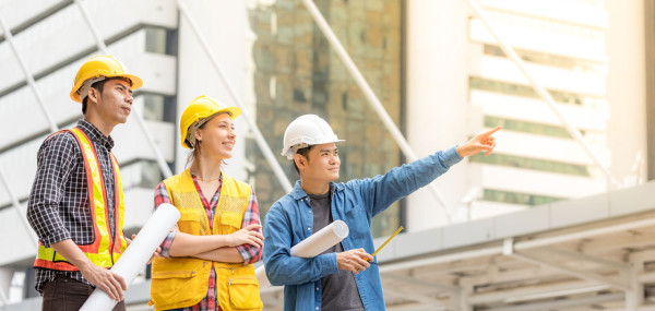 天價大維修爭議不斷！顧問公司涉串謀黑社會操控招標！買私樓變被劏？網友：住公屋最抵 