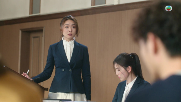 正義女神|戴祖儀本色演出檢控官獲封Law霸女神 自爆發燒狂流鼻涕頂硬上