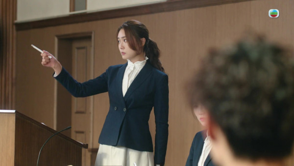 正義女神|戴祖儀本色演出檢控官獲封Law霸女神 自爆發燒狂流鼻涕頂硬上
