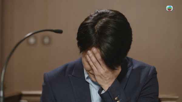 正義女神|黃庭鋒憔悴爆鬚演PTSD警察大爆發 顏值獲海量認證被指「正義凜然的帥」