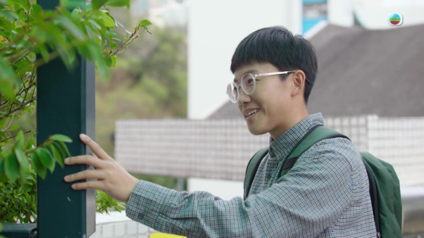 正義女神｜劉倬昕魔性演技爆紅必拎「最佳女配角」 真實性格曝光被圍觀竟然超怕醜