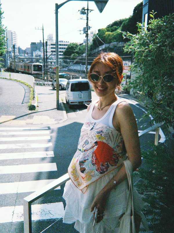 蔣家旻官宣電視台高層老公離職HOYTV！網民揣測一證據疑夫唱婦隨鋪路離巢