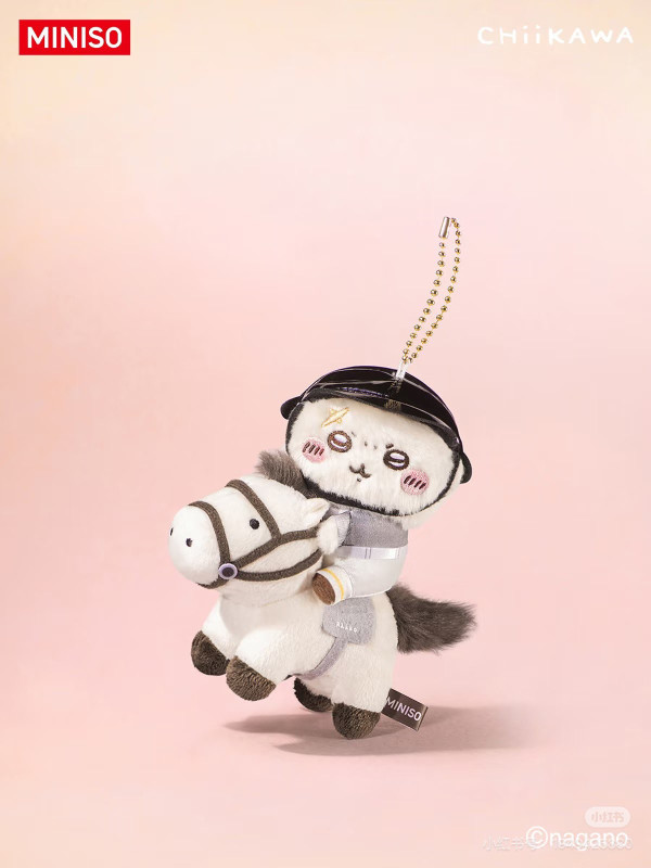 Chiikawa × MINISO全新聯乘「馬術系列」登場！8款騎馬造型角色吊飾、開售地點與搶購攻略懶人包 