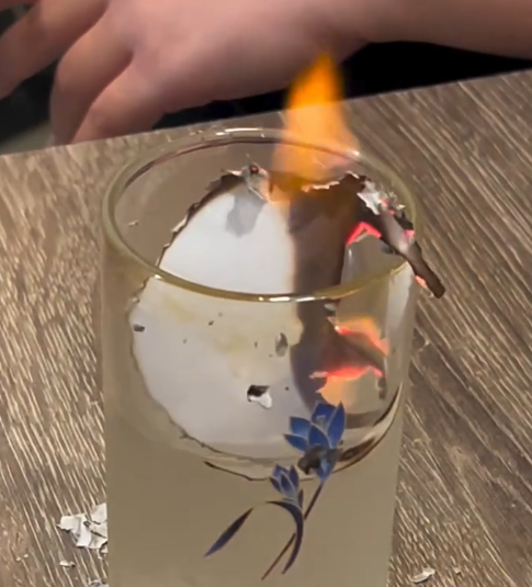 爆紅「戒指占卜」超邪門！燒紙跌落水預言感情契機？揭婚姻宿命