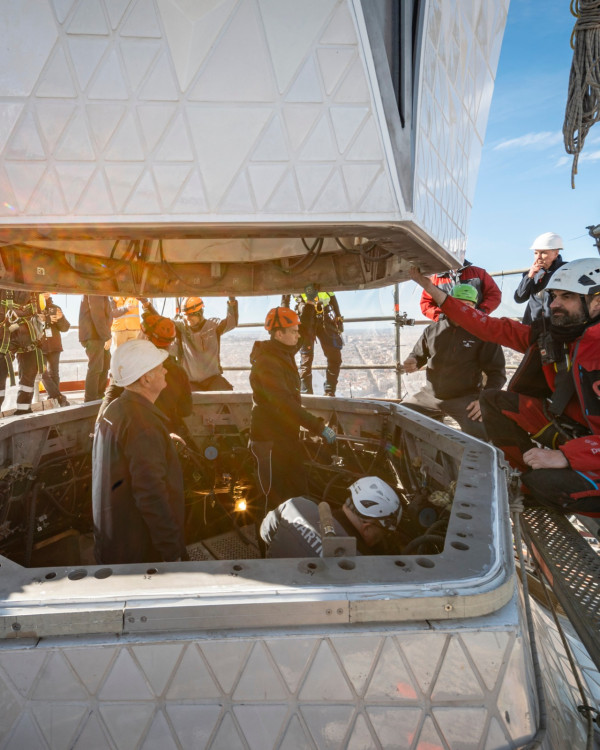 歷時144年！巴塞隆拿聖家堂封頂成全球最高教堂  門票/預約攻略/登塔/5大隱世打卡位 